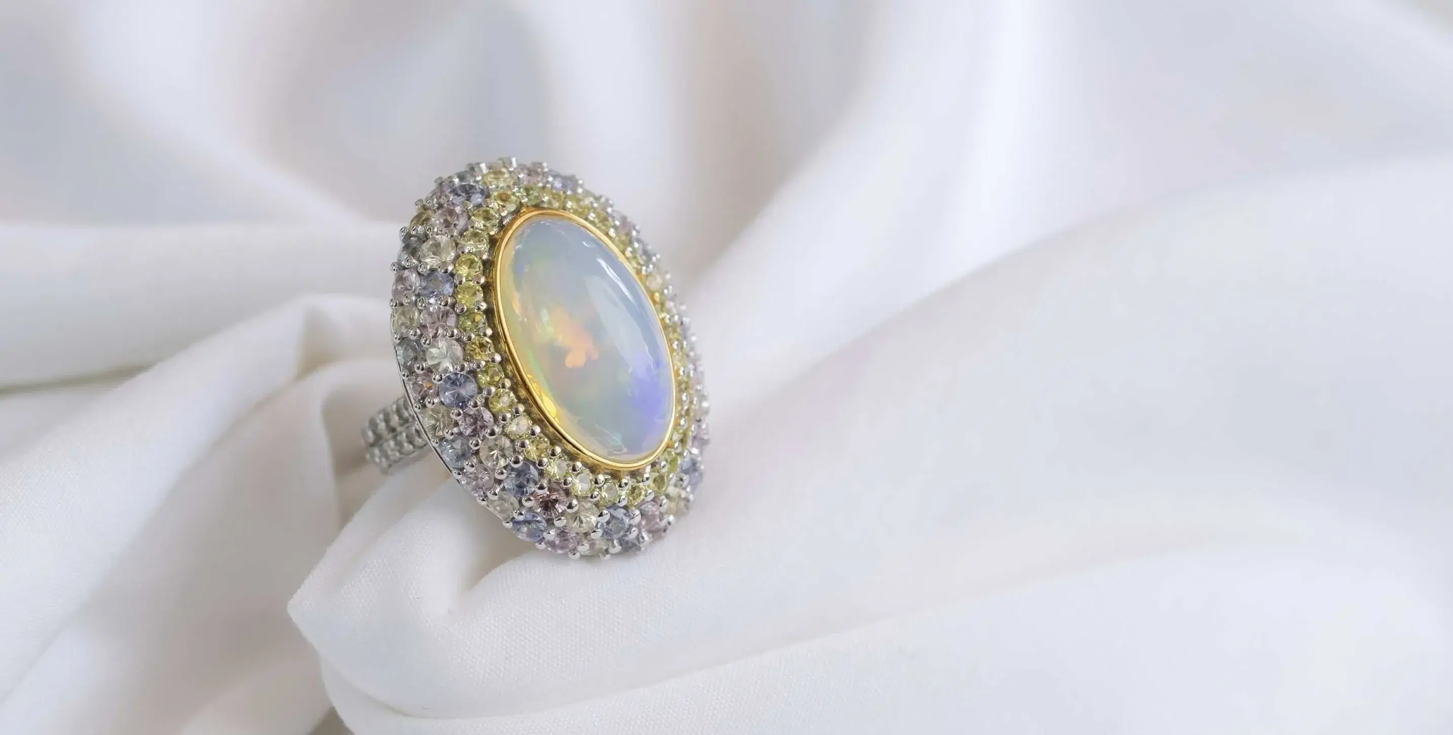 October Birthstone: the Majestic Opal